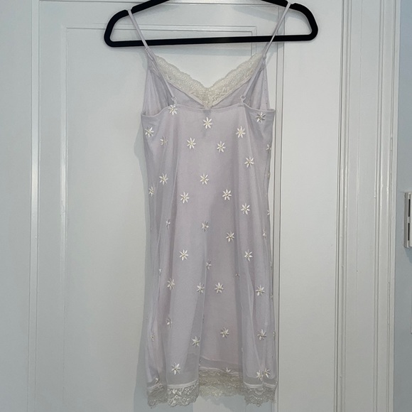 DAISY BODYCON DRESS IN WHITE DAISY EMBRO WHITE - Picture 4 of 8